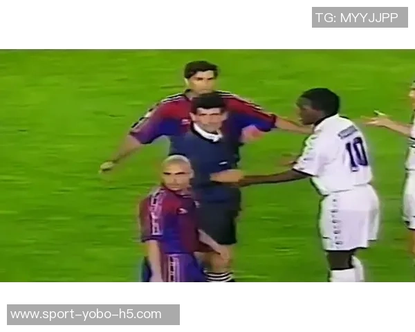 西班牙队总监回应国家德比冲突称球队氛围良好保持冷静态度